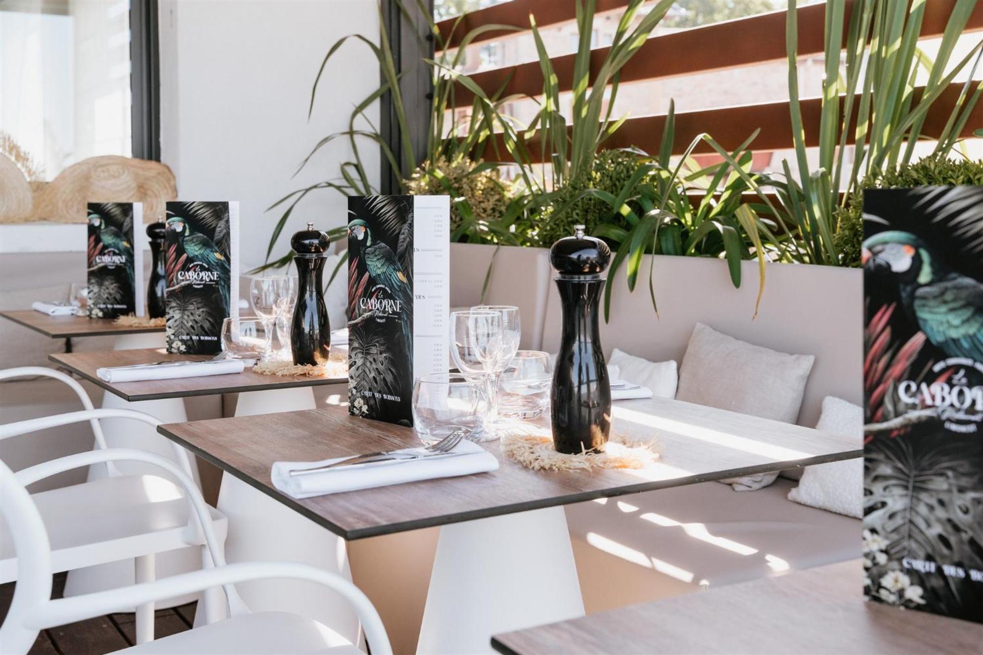 Hotel-Restaurant La Caborne Limonest Exteriér fotografie
