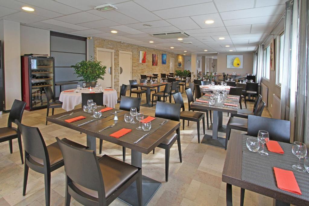 Hotel-Restaurant La Caborne Limonest Exteriér fotografie